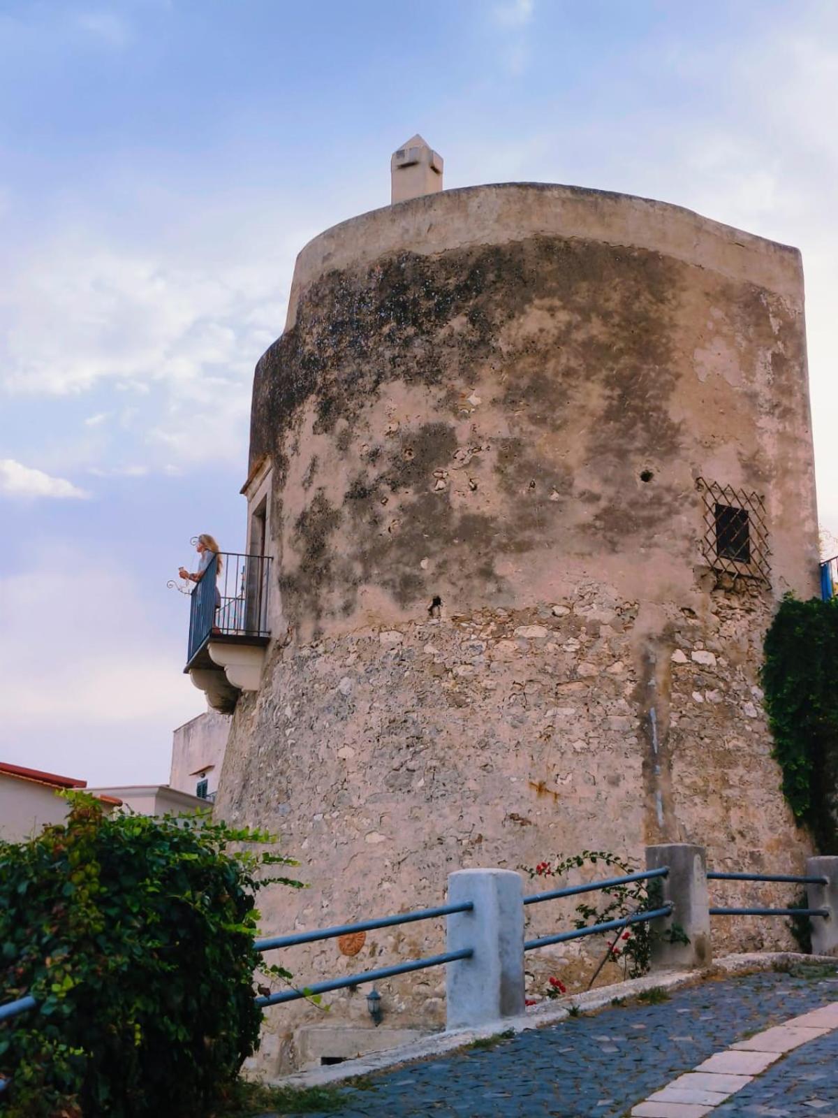 维耶斯泰Torre La Mezzaluna住宿加早餐旅馆 外观 照片